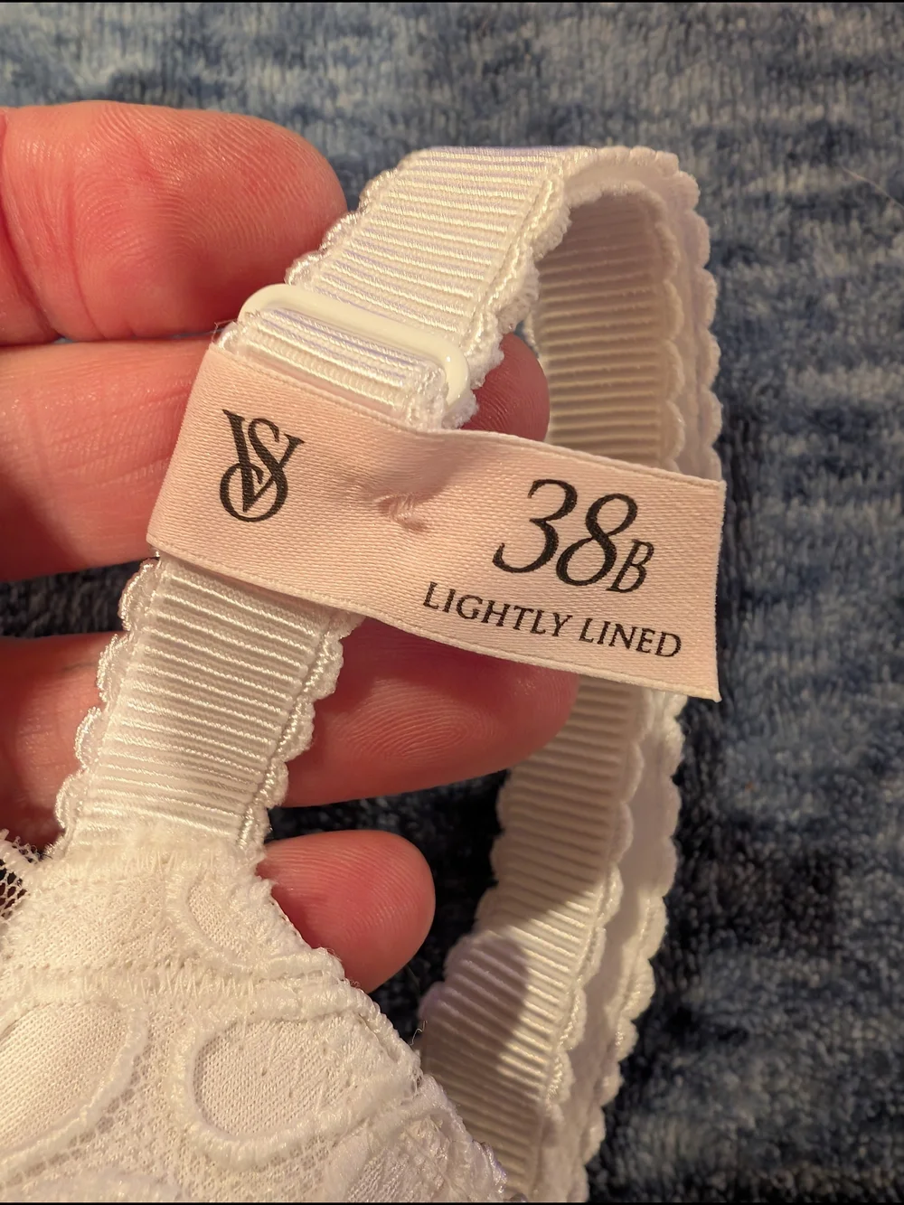 Victoria's Secret NWT White Floral Lace Underwire Bra - Women Intimates - Picture 3 of 5